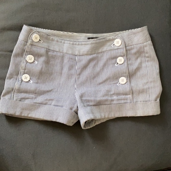 Aritzia Pants - Aritzia Nautical Shorts
